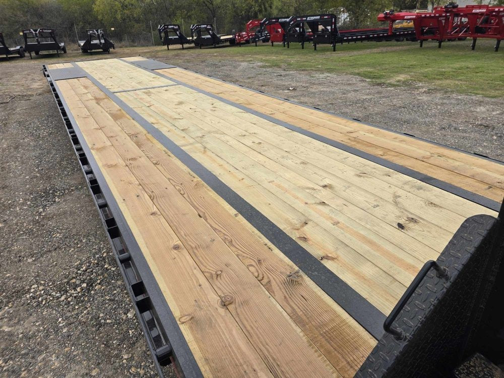 40' Stryker Gooseneck (2) 12K Axles Mega Ramps Dual Wheels 3376