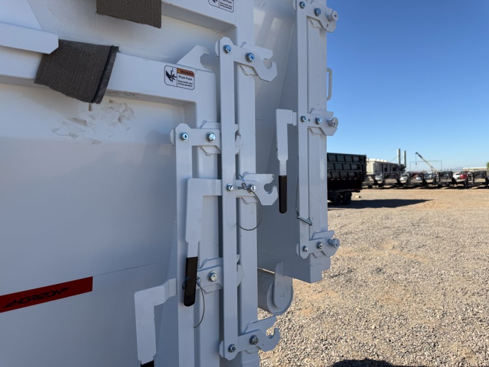 Horizon 16' RDZ GN Roll off Bundle (2) 8k Axles + 3 Bins w/ 4' Walls 13902
