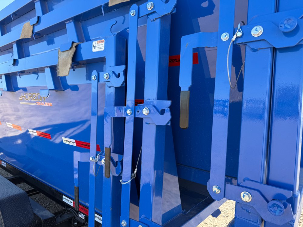 Horizon 16' RDZ GN Roll off Bundle (2) 7k Axles + 3 Bins w/ 4' Walls 13892