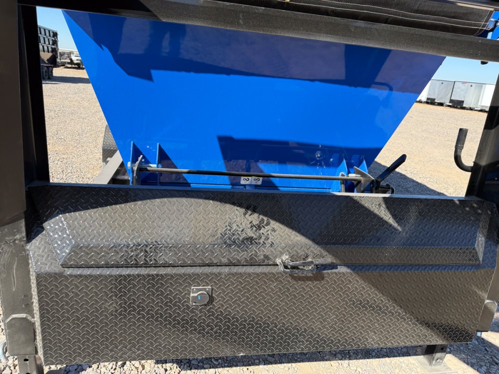 Horizon 16' RDZ GN Roll off Bundle (2) 7k Axles + 3 Bins w/ 4' Walls 9199-A