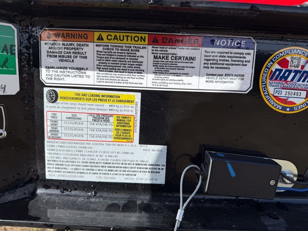 14' LZ7 Dump Trailer 30" Walls - Scissor Lift - 14K GWVR - 14ply Tires - 3 Way Door - Ramps - DT2 Contractor/Dump Trailers - Stryker Dealership Group