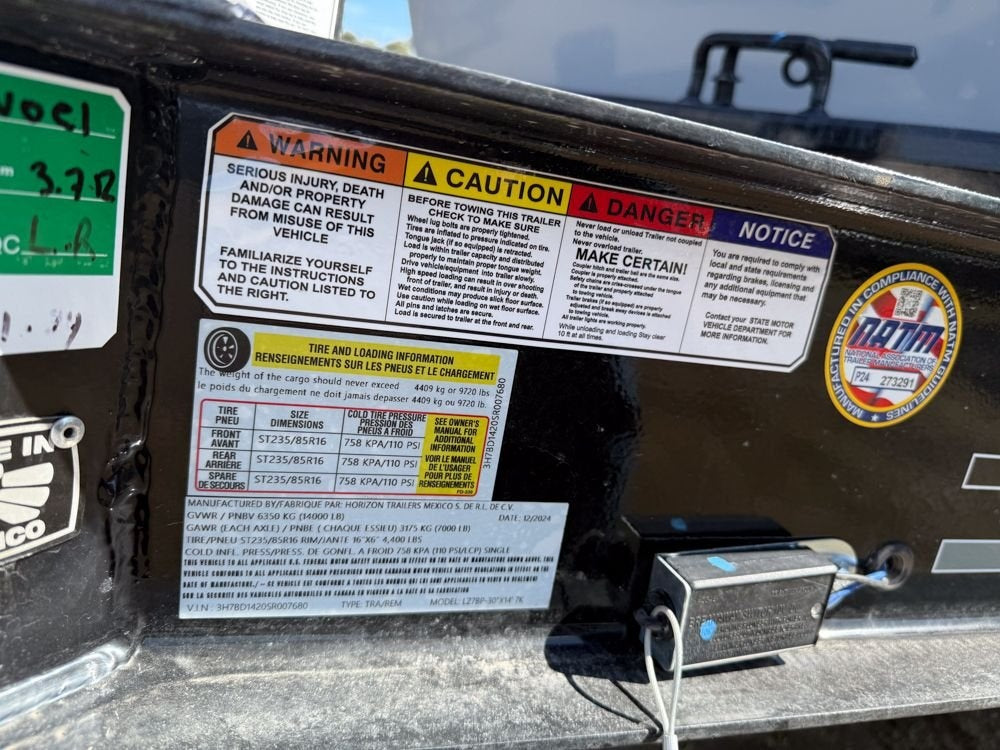 14' LZ7 Dump Trailer 30" Walls - Scissor Lift - 14K GWVR - 14ply Tires - 3 Way Door - Ramps - DT2 Contractor/Dump Trailers - Stryker Dealership Group