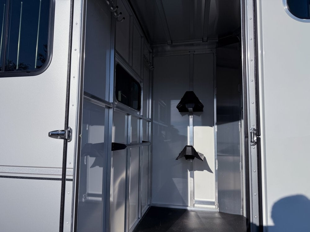 16' Sundowner 2 Horse Charter SE - White - (2) 3500lb Axles - 2 Horse/Horse Trailers - Stryker Dealership Group