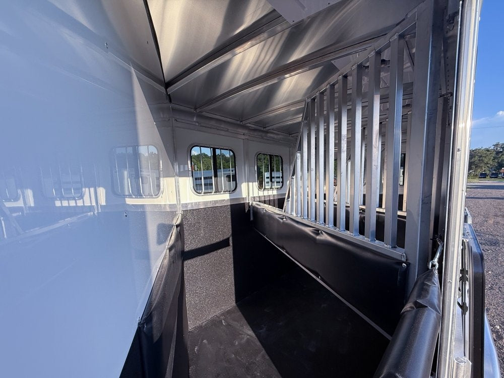 19' Sundowner Super Tack 3 Horse w/ Large Tack Room and Water Tank - White (2) 5,200lb Axles - 3 Horse/Horse Trailers - Stryker Dealership Group