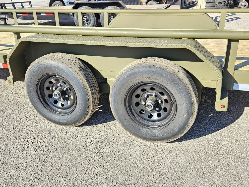 20' Gooseneck Pipe Top Rail Utility Trailer - Diamond Plate Fenders - Pipe Top Rail - Stryker Dealership Group