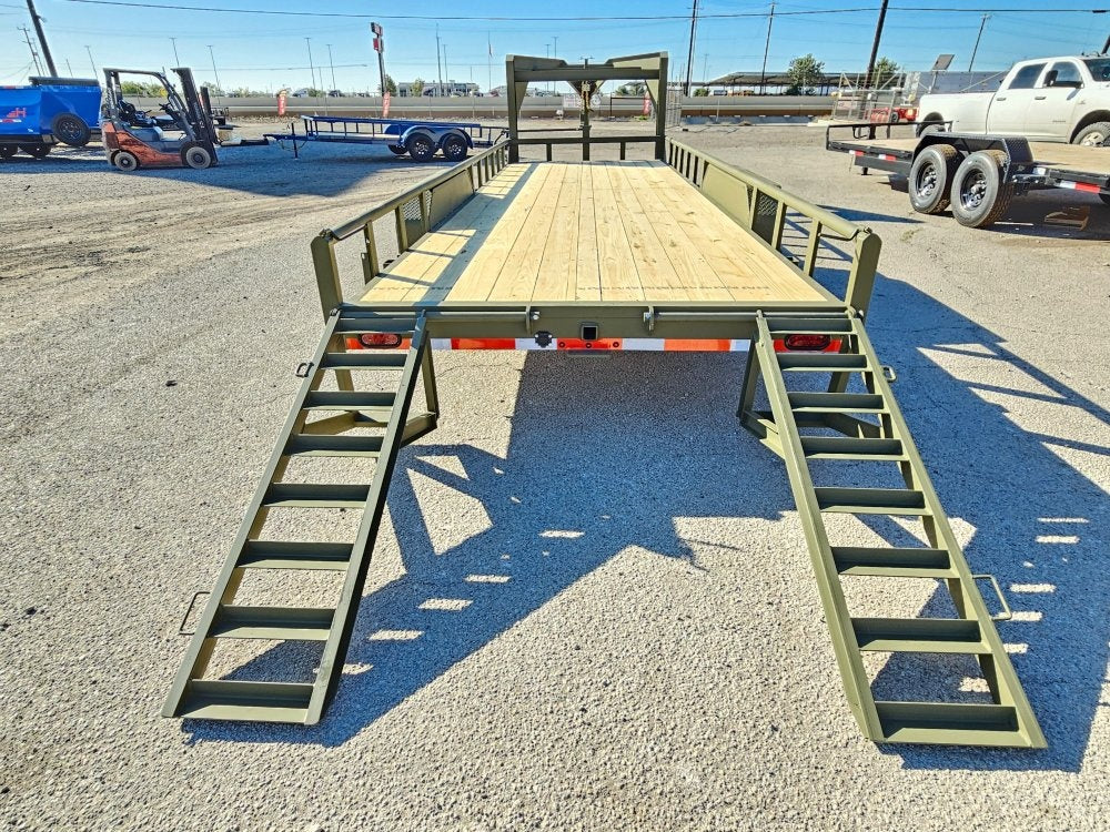 20' Gooseneck Pipe Top Rail Utility Trailer - Diamond Plate Fenders - Pipe Top Rail - Stryker Dealership Group