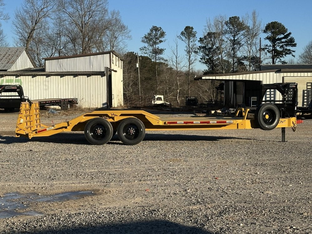 20' HEH Equipment Trailer (2) 10K Axles, Drive Over Fenders, 3' Dove W/ Mountain Ramps - Equipment Trailers/Drive Over Fenders - Stryker Dealership Group