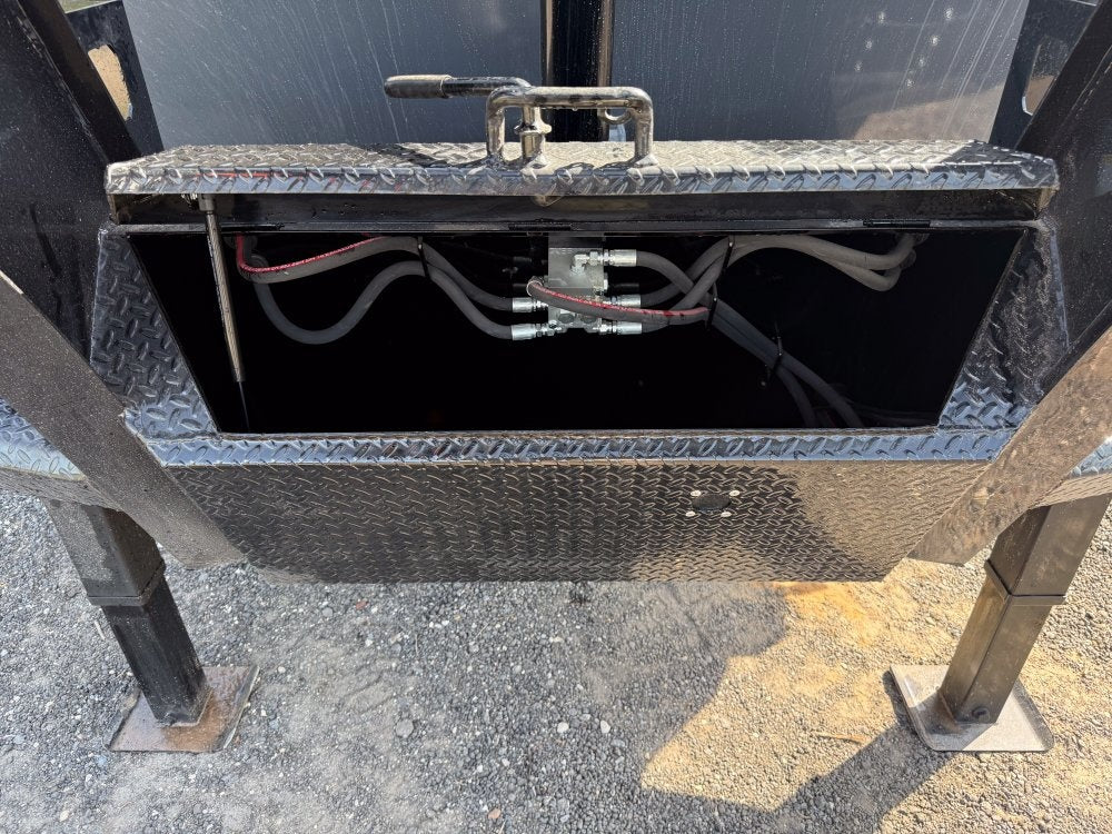 20' HZH GN Dump Trailer w/ 4' Walls (2) 10k Axles, 3-Way Door, Hydraulic Jacks - Dump Trailers/Dump Trailers - Stryker Dealership Group