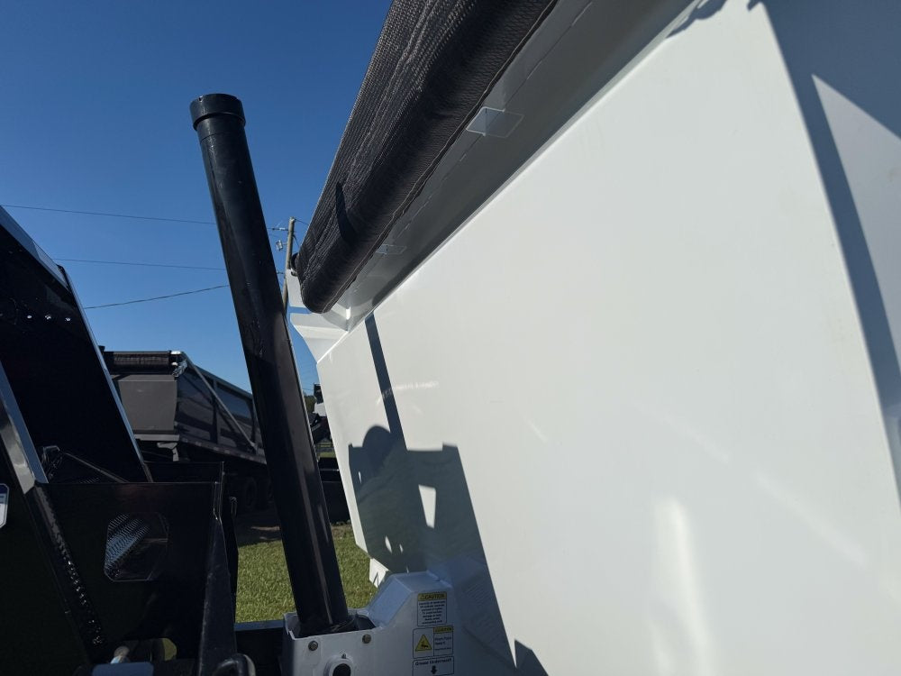 20' HZH GN Dump Trailer w/ 4' Walls (2) 10k Axles, 3-Way Door, Hydraulic Jacks - DT4 Heavy Duty/Dump Trailers - Stryker Dealership Group