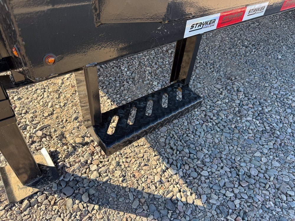 25' Stryker Gooseneck Deckover Trailer Mega Ramps - (2) 7K Axles 003788 - Stryker Dealership Group