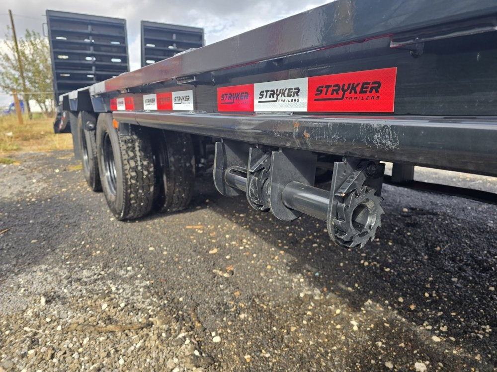 25' Stryker Gooseneck (2) 10K Axles Mega Ramps Dual Wheels - Dual Wheel Deckover/DO 10K MR DW - Stryker Dealership Group