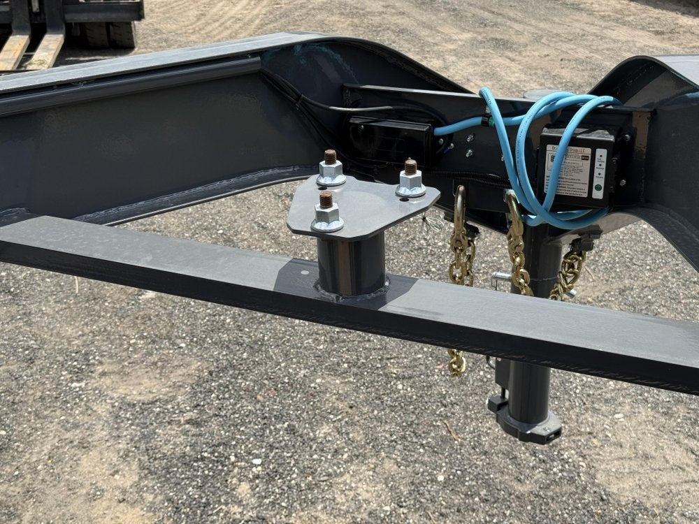 26' HEH Gooseneck Equipment Trailer (2) 10K Axles, Drive Over Fenders, 3' Dove W/ Mountain Ramps - Drive Over Fenders/Equipment Trailers - Stryker Dealership Group