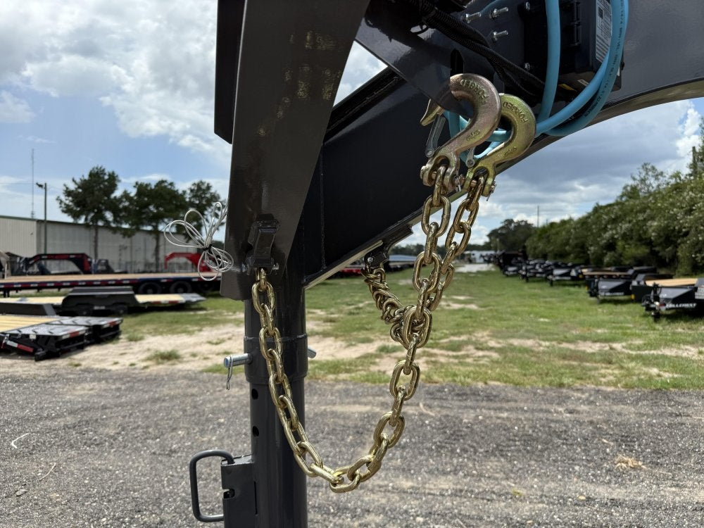 26' HEH Gooseneck Equipment Trailer (2) 10K Axles, Drive Over Fenders, 3' Dove W/ Mountain Ramps - Drive Over Fenders/Equipment Trailers - Stryker Dealership Group