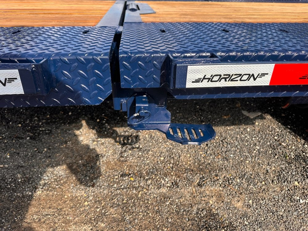 26' Navy Blue HET Tilt Equipment Trailer Gooseneck 102" Wide (2) 10K Axles - Hydraulic Jacks - Equipment Tilt - Stryker Dealership Group