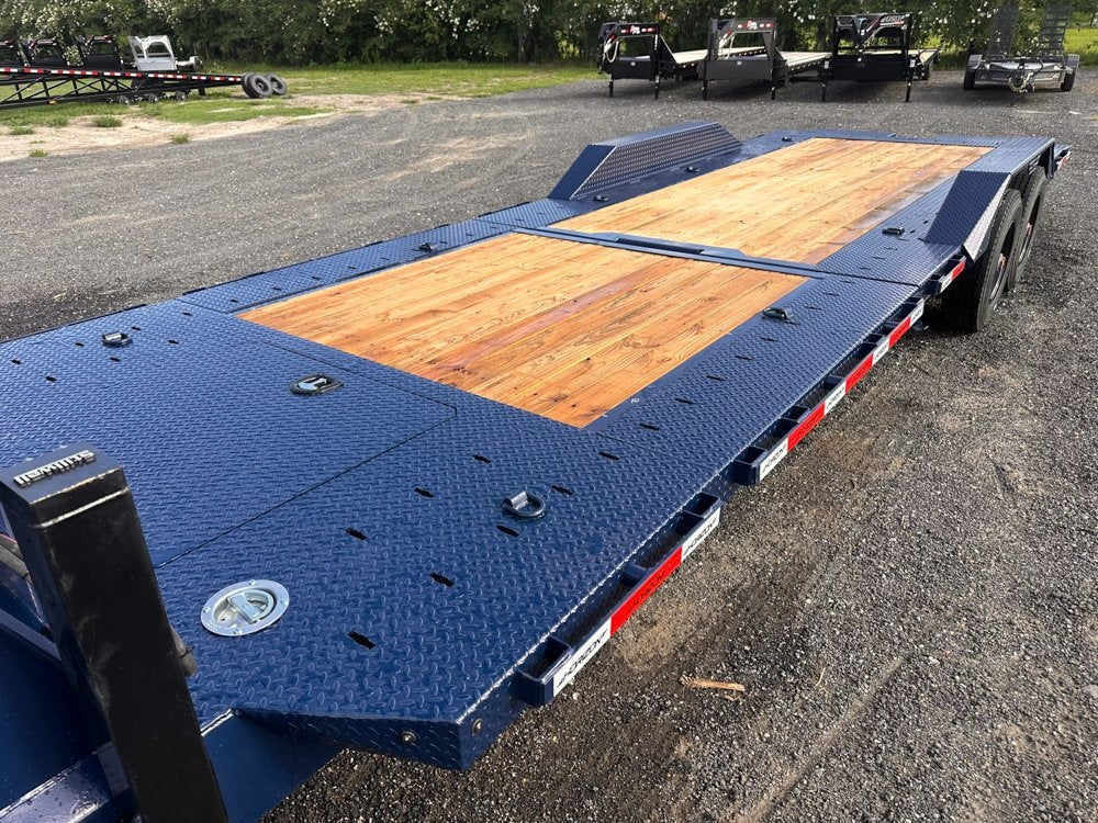 26' Navy Blue HET Tilt Equipment Trailer Gooseneck 102" Wide (2) 10K Axles - Hydraulic Jacks - Equipment Tilt - Stryker Dealership Group