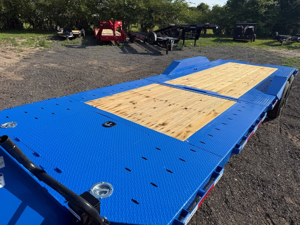 26' Tilt Equipment Trailer Gooseneck 102" Wide (2) 10K Axles - Equipment Tilt - Stryker Dealership Group