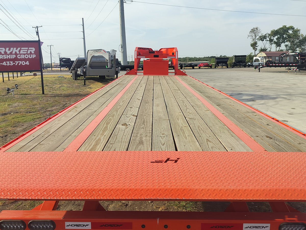28' Horizon FFT Gooseneck Full Deckover Tilt Trailer - (2) 10K Axles 016938 - Stryker Dealership Group