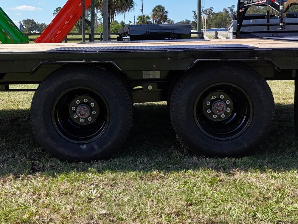 30' FHZ Gooseneck Deckover w/ Mega Ramps (2) 10K Axles - Heavy Duty Deckover/DO 10K MR DW - Stryker Dealership Group