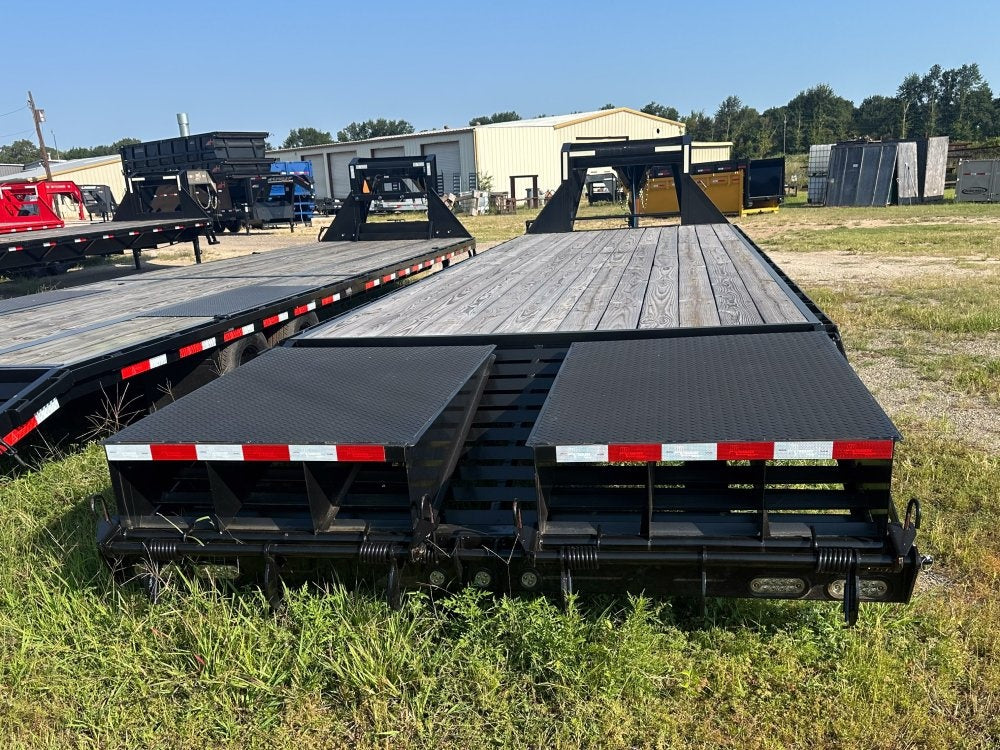 30' HD Gooseneck Mega Ramps 7k Axles - Super Single Deckover/DO 7K MR - Stryker Dealership Group