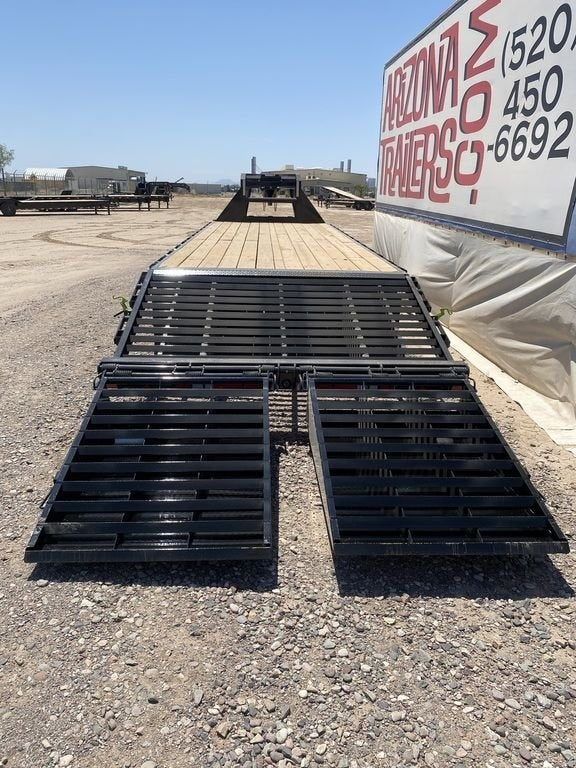 30' Tandem Dually Axle Gooseneck Equipment Trailer - DO 10K MR DW - Stryker Dealership Group