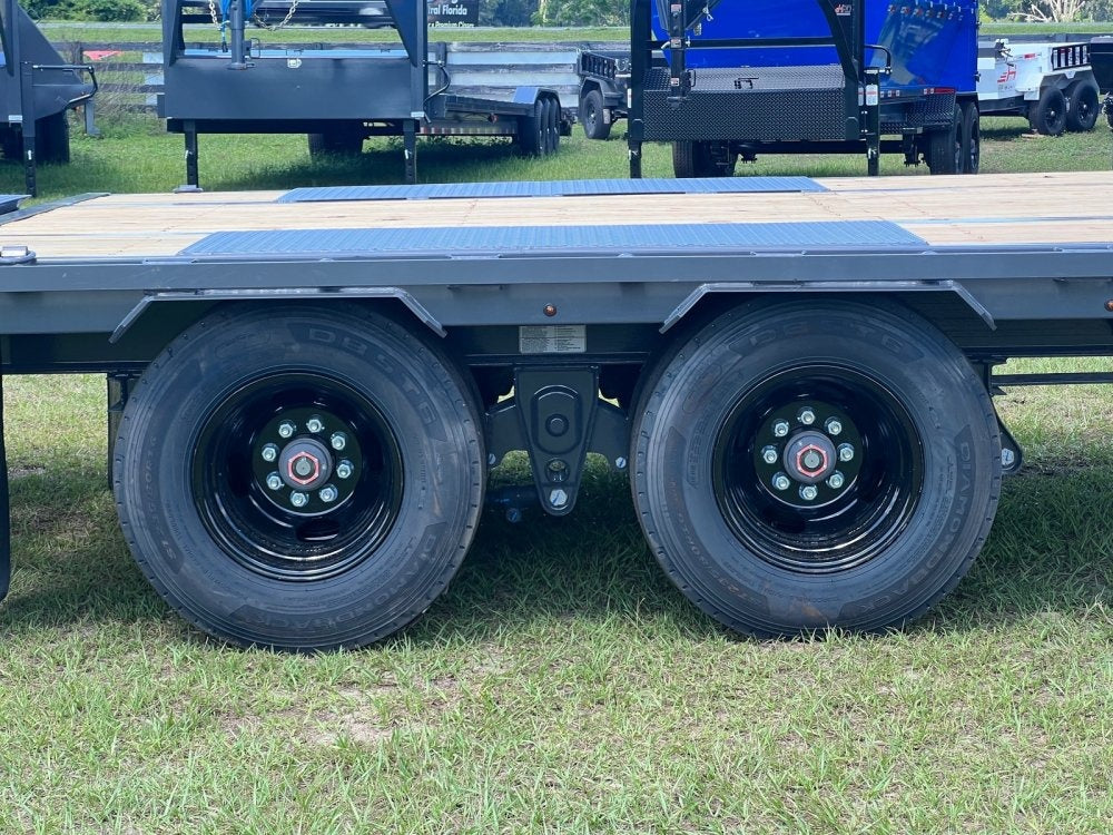 32' FHZ Gooseneck Deckover w/ Mega Ramps (2) 10K Axles - Heavy Duty Deckover/DO 10K MR DW - Stryker Dealership Group