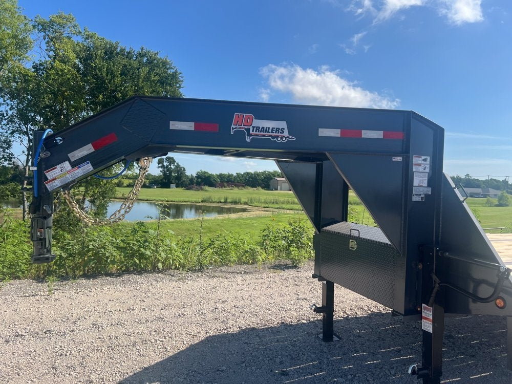 32' Gooseneck (2) 10k Dually Axles, Mega Ramps - Dual Wheel Deckover/DO 10K MR DW - Stryker Dealership Group