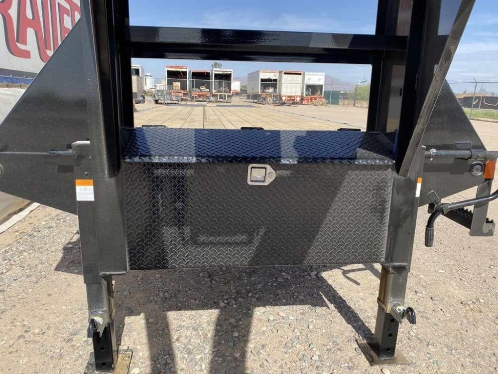 32' Tandem Dually Axle Gooseneck Equipment Hauler Trailer - DO 10K MR DW - Stryker Dealership Group