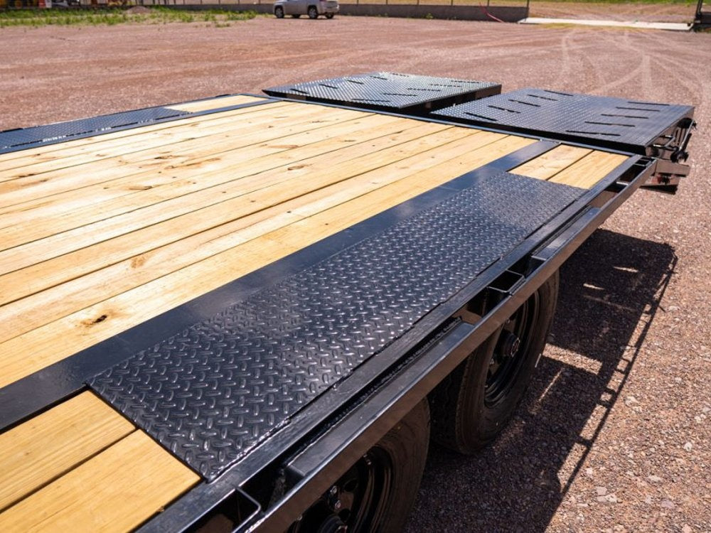 35' DKO Gooseneck Deckover 30'+5' Mega Ramps (2) 8K Axles - Hotshot Non-CDL/DO 8K MR - Stryker Dealership Group