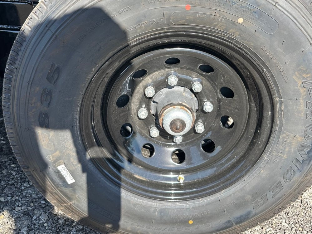 36' Stryker Gooseneck (2) 8K Axles Mega Ramps Deckover Trailer - Hotshot Non-CDL/DO 8K MR - Stryker Dealership Group