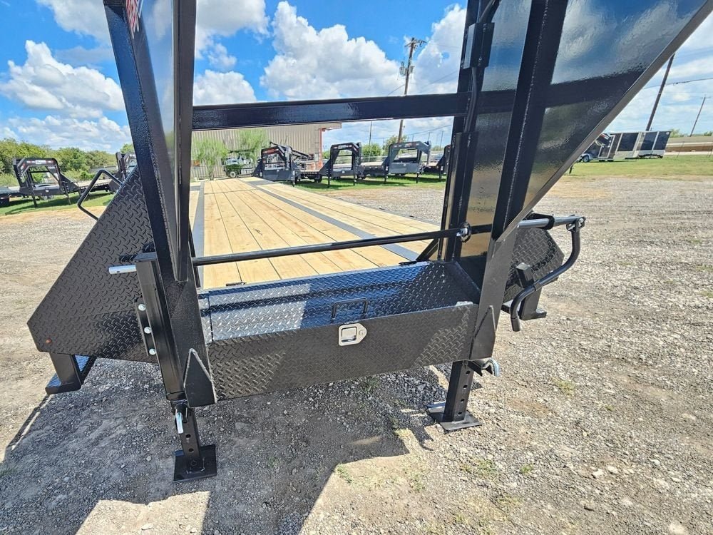 40' Hotshot Elite Gooseneck SD 10k Axles - Derated 12k GVWR - 18ply Tires & Spare & 10' Aluminum Ram 2606 - Stryker Dealership Group