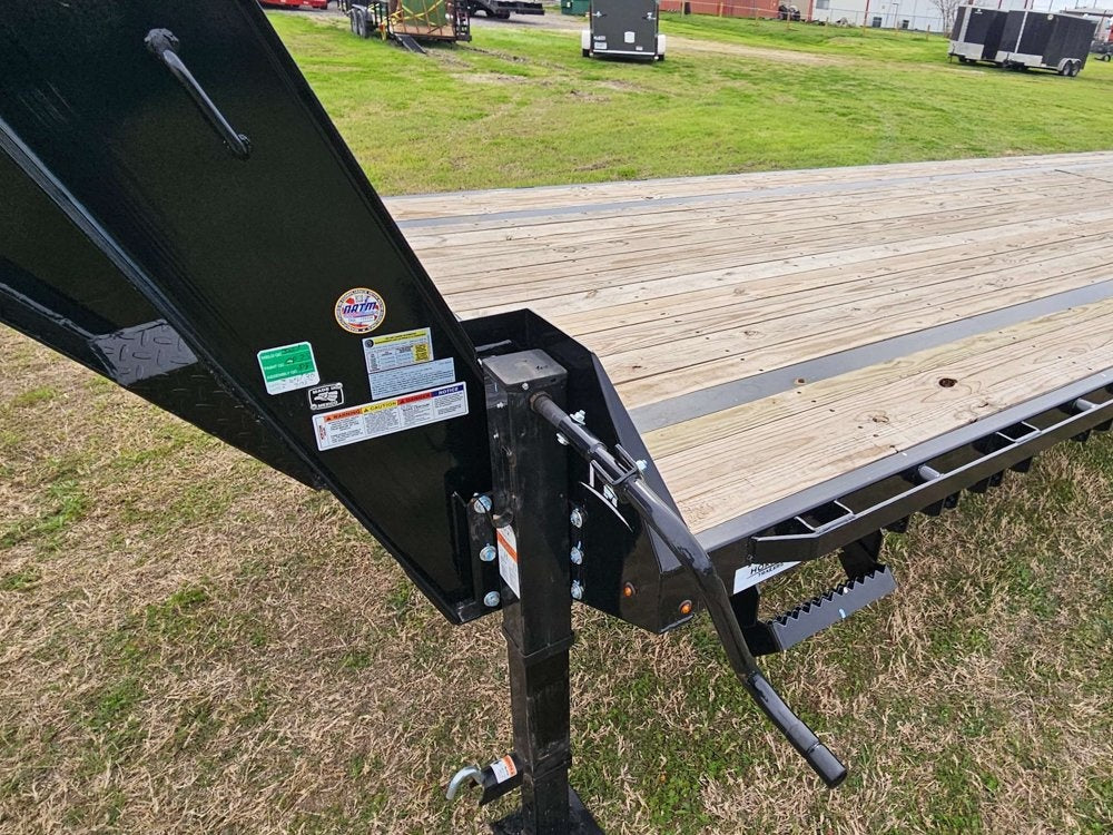 40' Black FTZ Gooseneck (2) 7k Axles Mega Ramps 15k GVWR 14ply Tires - I-Beam Bridge Upgrade - Hotshot Non-CDL/DO 7K MR - Stryker Dealership Group