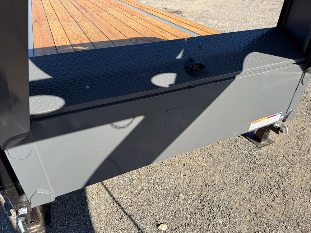 40' DKO Gooseneck Deckover 35' + 5' Mega Ramps (2) 10K Axles - Hotshot Non-CDL/DO 10K MR SS - Stryker Dealership Group