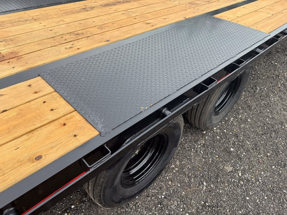 40' DKO Gooseneck Deckover 35' + 5' Mega Ramps (2) 12K Axles - Dual Wheel Deckover/DO 12K MR - Stryker Dealership Group