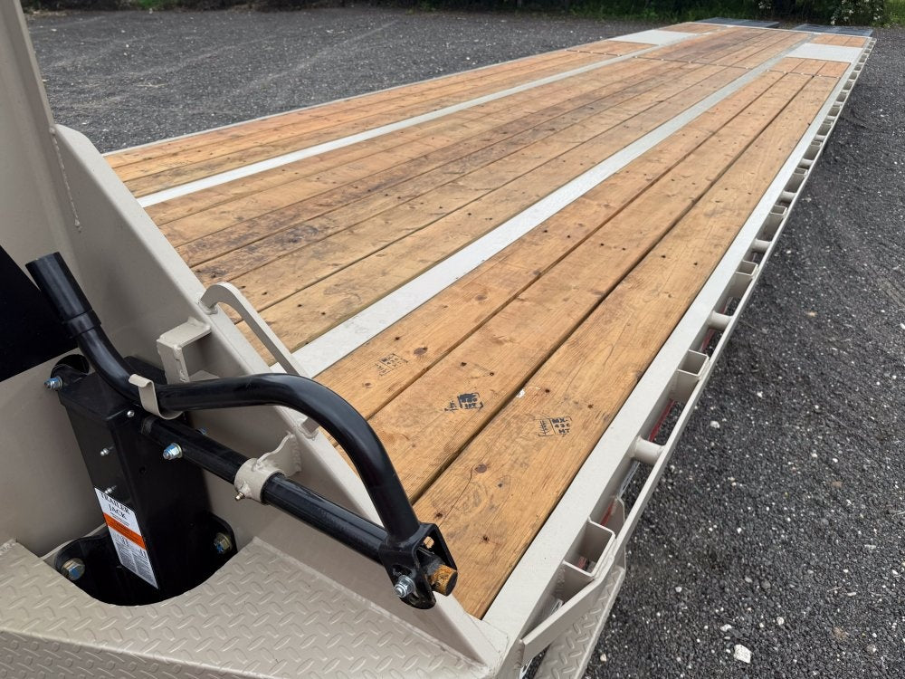 40' DKO Gooseneck Deckover 35' + 5' Mega Ramps (2) 12K Axles - Dual Wheel Deckover/DO 12K MR - Stryker Dealership Group