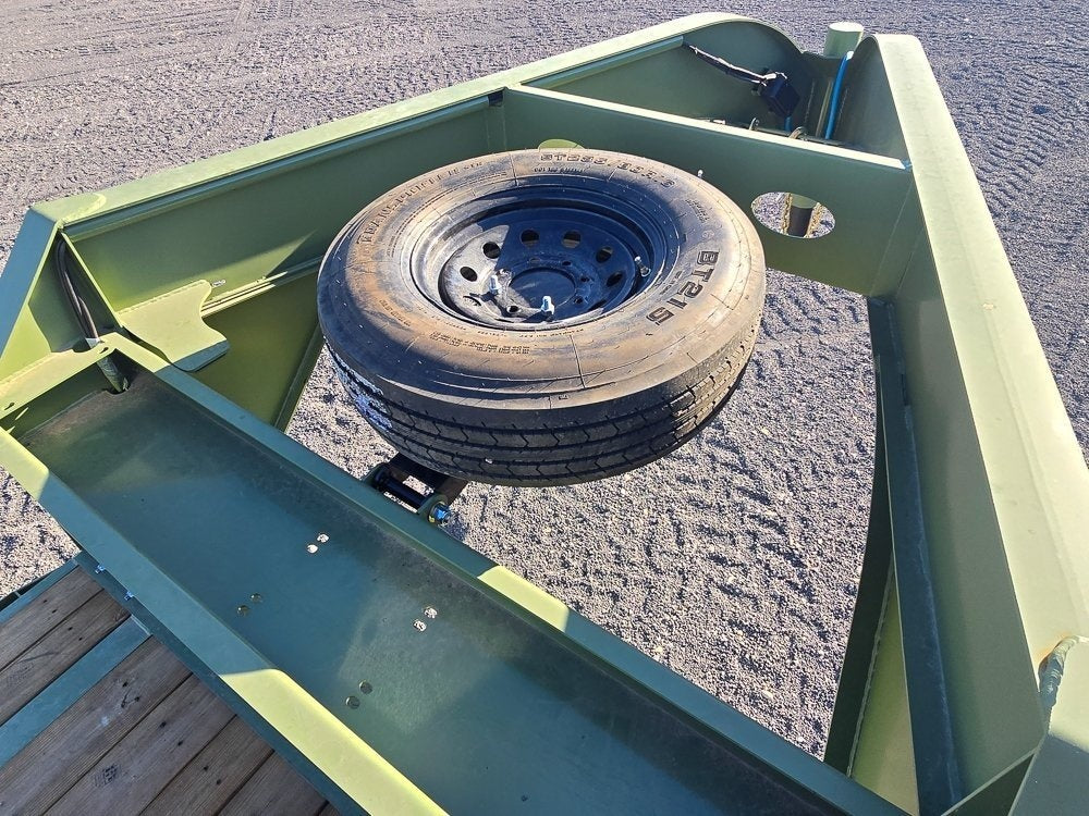 40' DKO Gooseneck Deckover 35' + 5' Mega Ramps (2) 8K Axles - Hotshot Non-CDL/DO 8K MR - Stryker Dealership Group