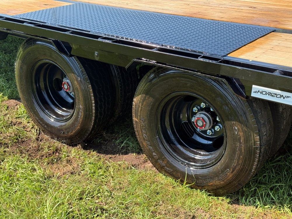 40' FHZ Gooseneck Deckover (2) 10K Axles Mega Ramps - Dual Wheel Deckover/DO 10K MR DW - Stryker Dealership Group