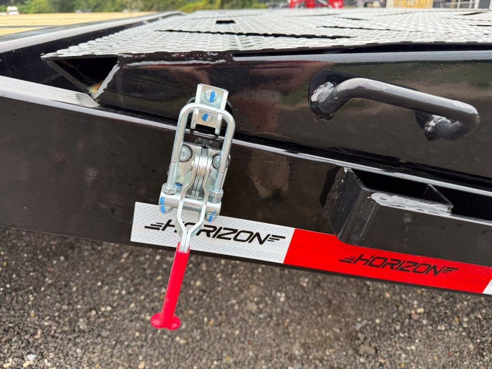 40' FHZ Gooseneck Deckover (2) 12K Axles Mega Ramps 25.9 GVWR, Hydraulic Jacks - Heavy Duty Deckover/DO 12K MR - Stryker Dealership Group