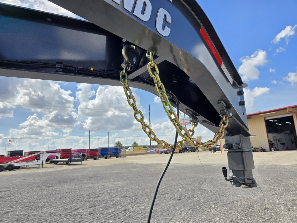 40' FMAX GN Deckover Trailer - (2) 16k Axles - Hydraulic Dove - Dual Wheel Deckover/DO 16K MR - Stryker Dealership Group