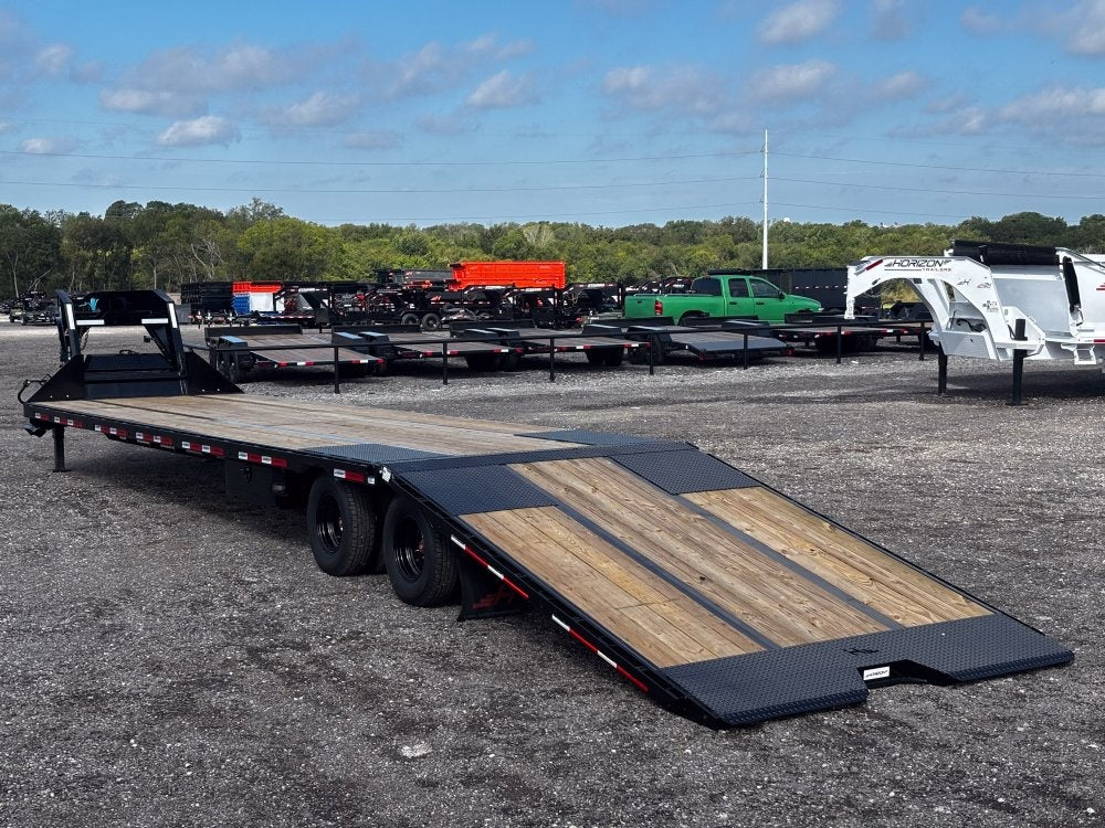 40' FYZ Gooseneck Flat deck Hydraulic Dovetail 12K Axles - Hydraulic Dovetail - Stryker Dealership Group