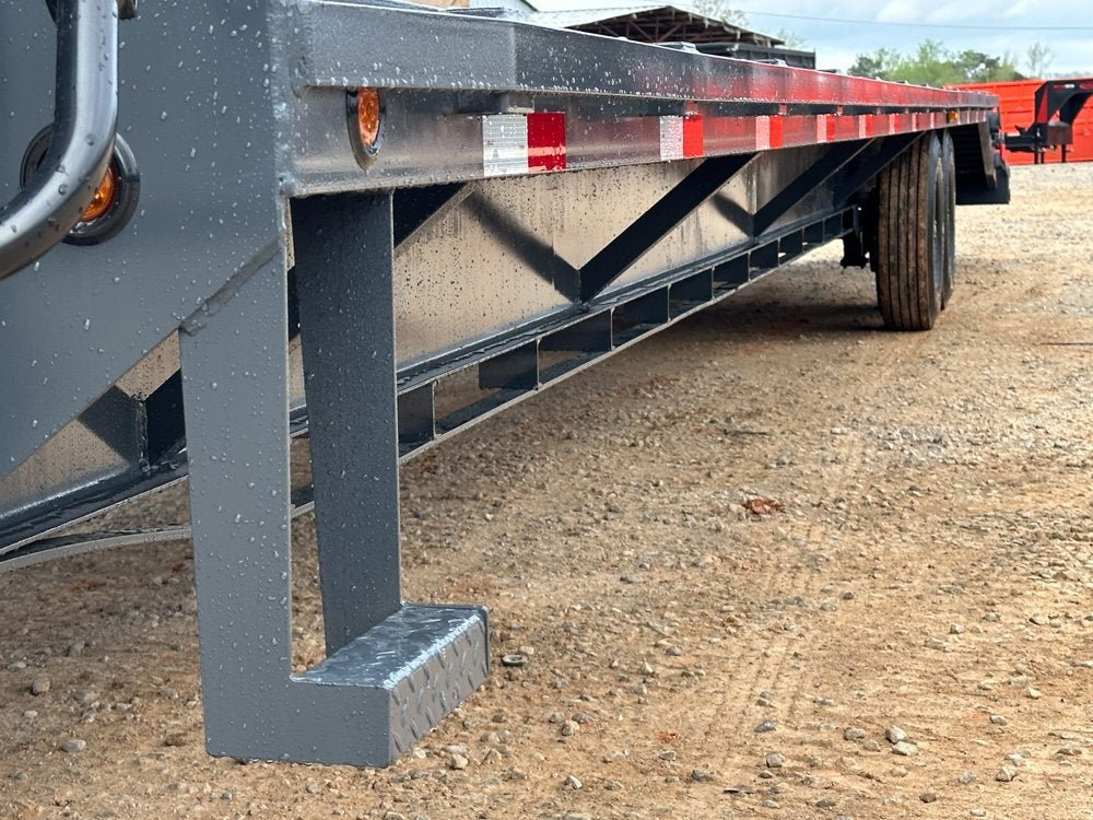 40' HD Gooseneck (2) 8k Axles Mega 16k GVWR 14ply Tires - Hotshot Non-CDL/DO 8K MR - Stryker Dealership Group