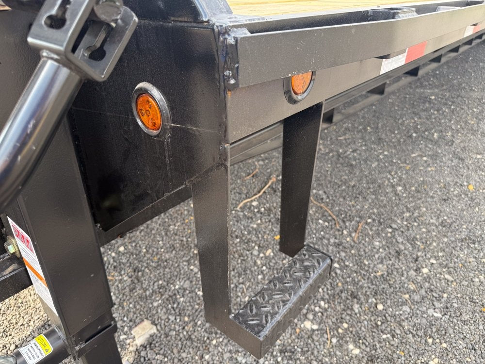 40' HD Gooseneck (2) 8k Axles Mega 16k GVWR 14ply Tires - 14# IB - Hotshot Non-CDL/DO 8K MR - Stryker Dealership Group