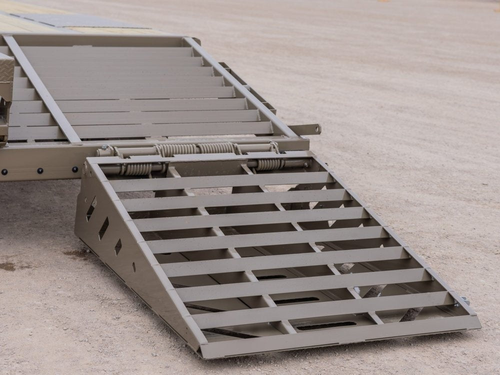 40' Horizon FHZ Gooseneck Dual Wheel Deckover Trailer Mega Ramps - (2) 12K Axles - Dual Wheel Deckover/DO 12K MR - Stryker Dealership Group