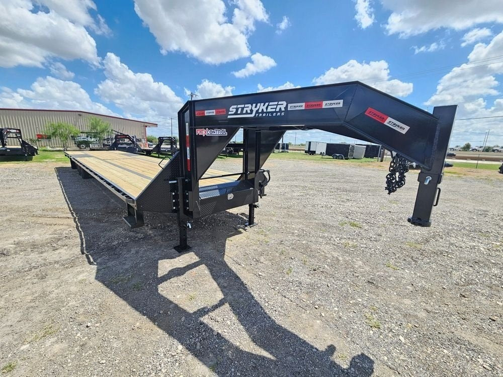 40' Hotshot Elite Gooseneck SD 10k Axles - Derated 12k GVWR - 18ply Tires & Spare & 10' Aluminum Ram - Hotshot Non-CDL/DO 10K SD SS - Stryker Dealership Group