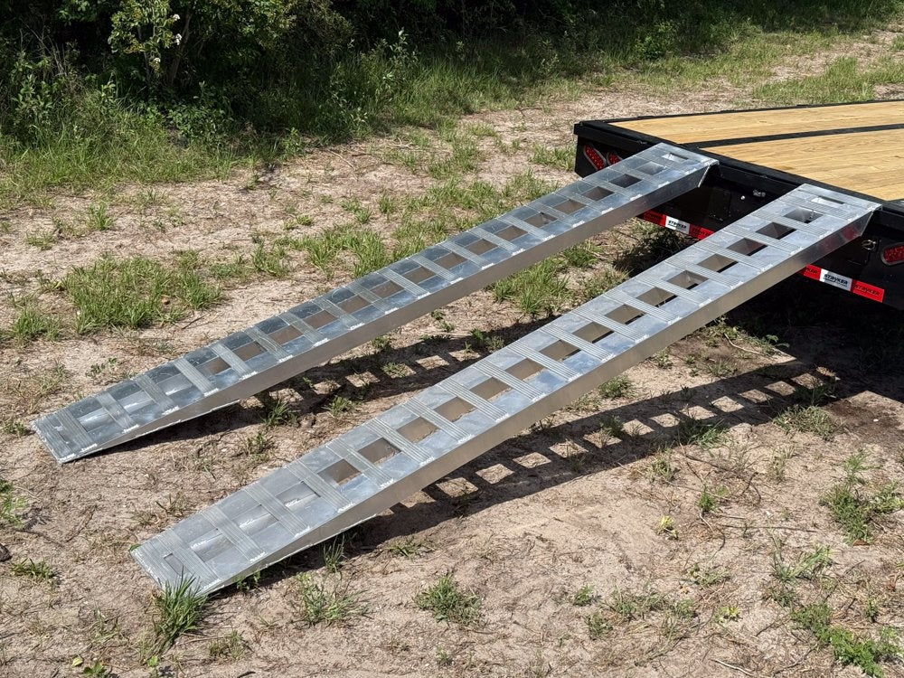 40' Hotshot Elite Gooseneck SD 10k Axles - Derated 12k GVWR - 18ply Tires & Spare & 10' Aluminum Ram - Hotshot Non-CDL/DO 10K SD SS - Stryker Dealership Group