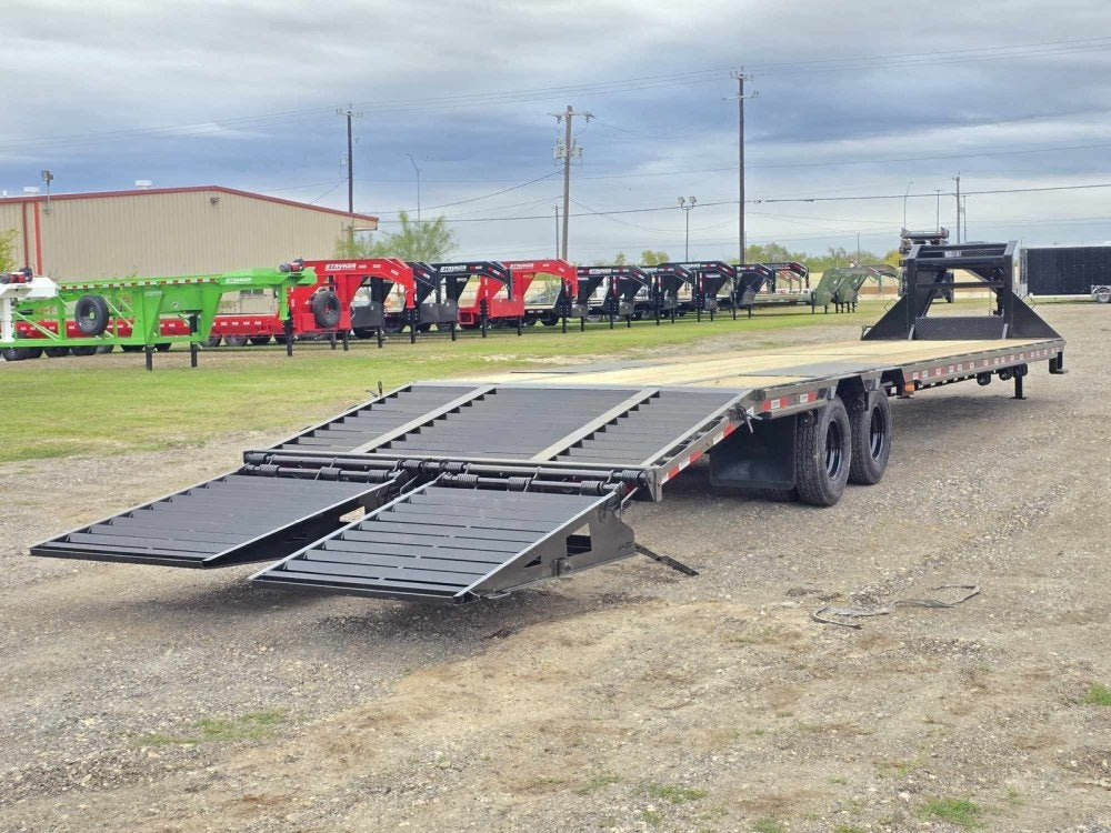 40' Stryker Gooseneck (2) 12K Axles Mega Ramps Dual Wheels - Heavy Duty Deckover/DO 12K MR - Stryker Dealership Group