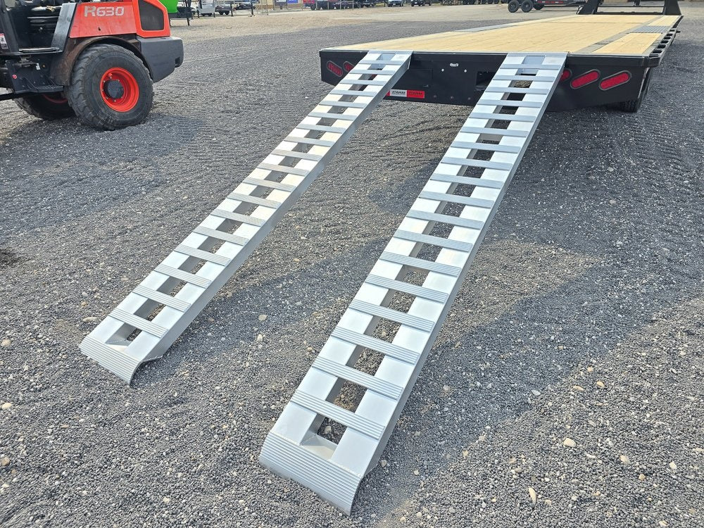 40' Stryker Gooseneck (2) 7K Axles Straigt Deck 14 ply Tires - Hotshot Non-CDL/DO 7K SD - Stryker Dealership Group