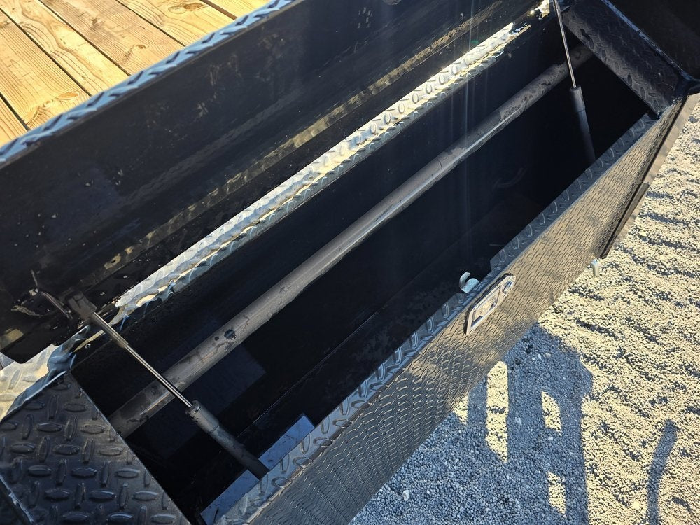 40'x102" Ascend SGN-DW DO 10K MR DW - Dual Wheel Deckover - DO 10K MR DW - Stryker Dealership Group