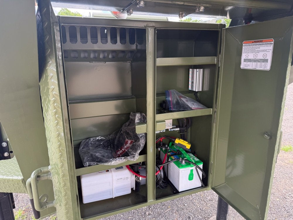 44' HHZ Gooseneck (2) 16K Dually Axles Mega Ramps 40k GVWR - Heavy Duty Deckover/DO 16K MR - Stryker Dealership Group