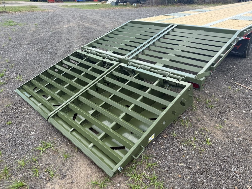 44' HHZ Gooseneck (2) 16K Dually Axles Mega Ramps 40k GVWR - Heavy Duty Deckover/DO 16K MR - Stryker Dealership Group