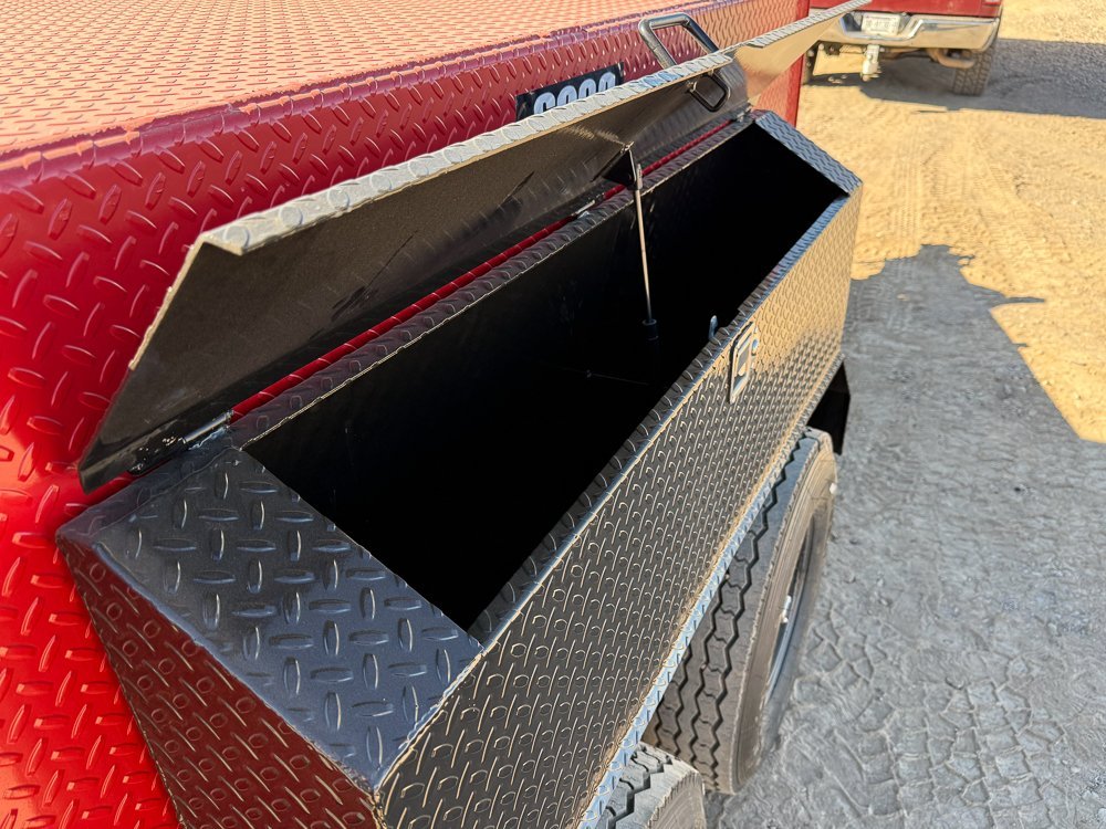 600 Gal Fuel Trailer 3735 - Stryker Dealership Group